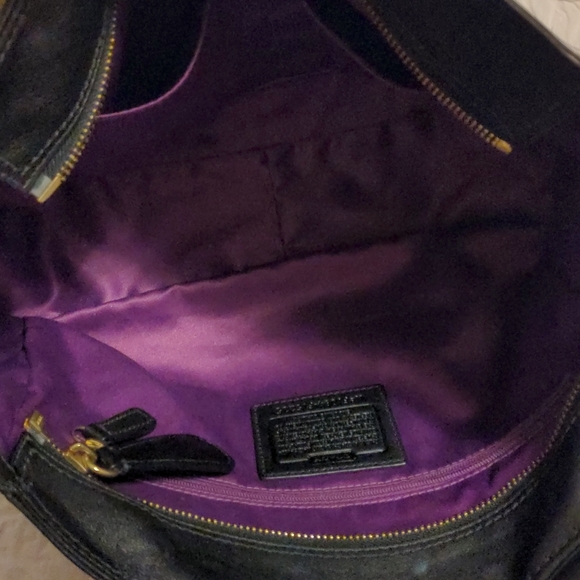 Coach Purse Nice All Season - Picture 4 of 6